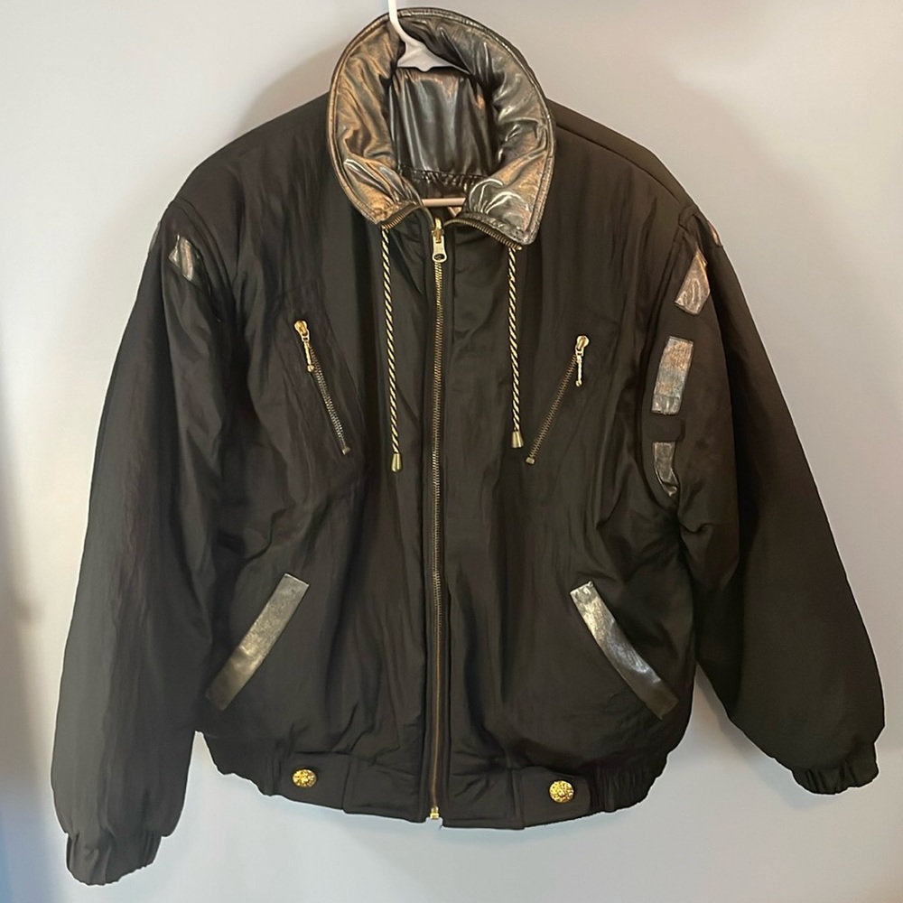 Hot Spices Reversible 1980s puffer metallic jacket size Medium gold silver black